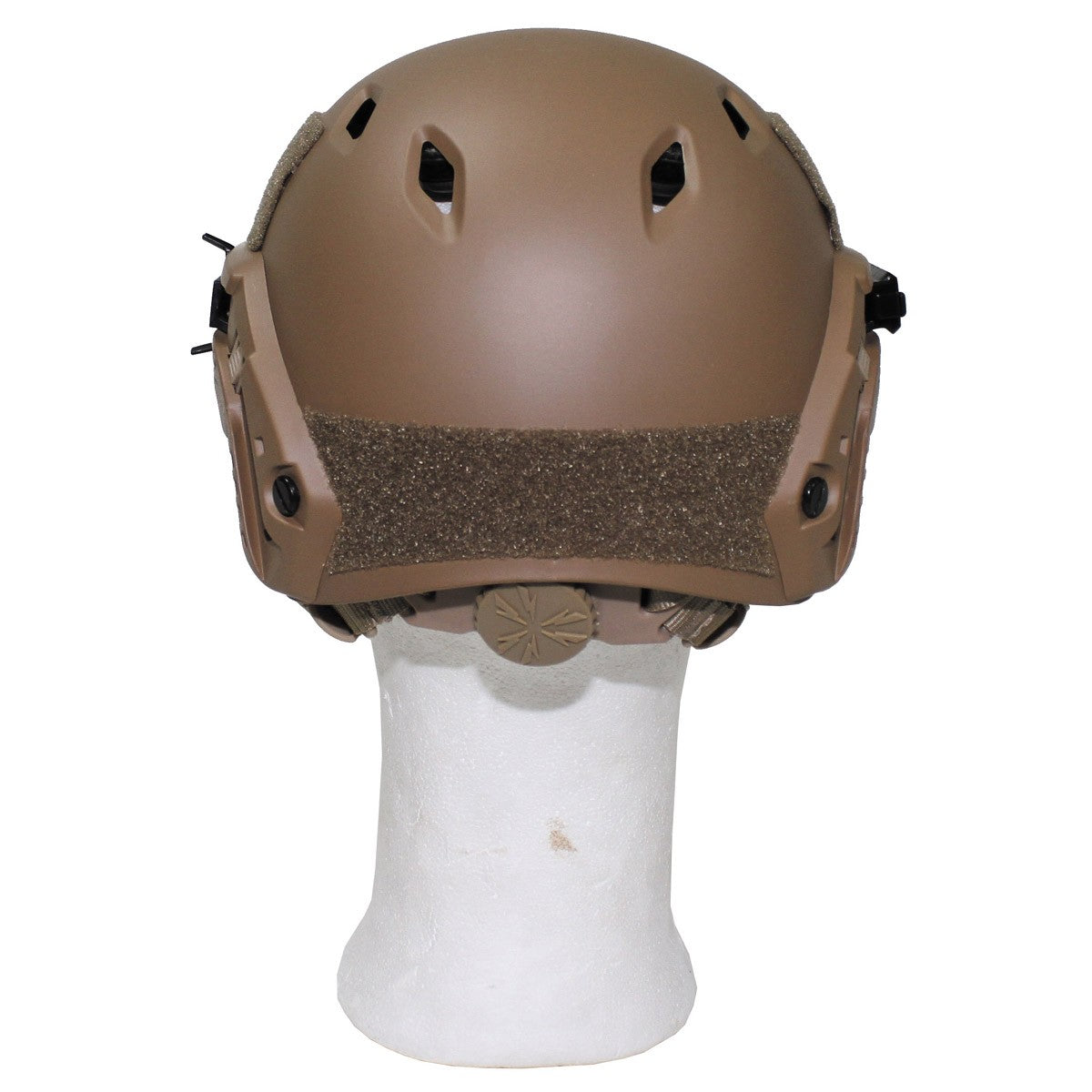Каска тактическа "FAST-paratroops '' coyote tan