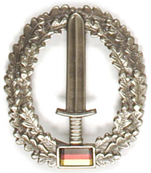 Отличителен знак за барета ´KOMMANDO SPEZIAL KRÄFTE´ немска армия , метален