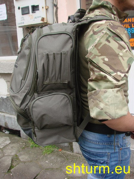Раница , туристическа , цвят'' олив'' , вместимост 40литра , модел , "NATIONAL GUARD"