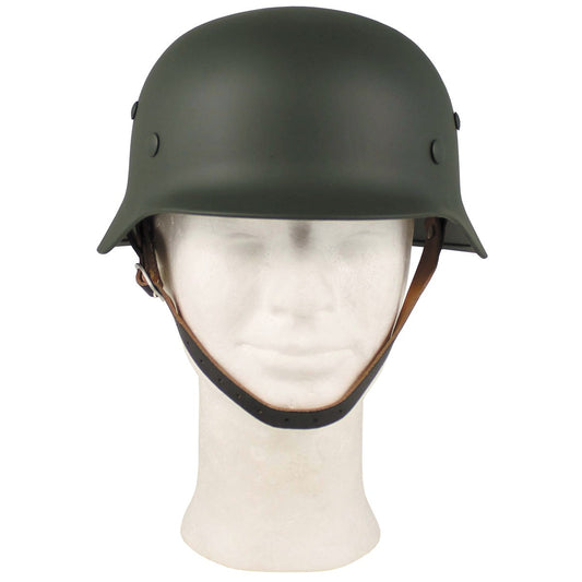 Каска метална , '' WW II, OD green '' реплика .