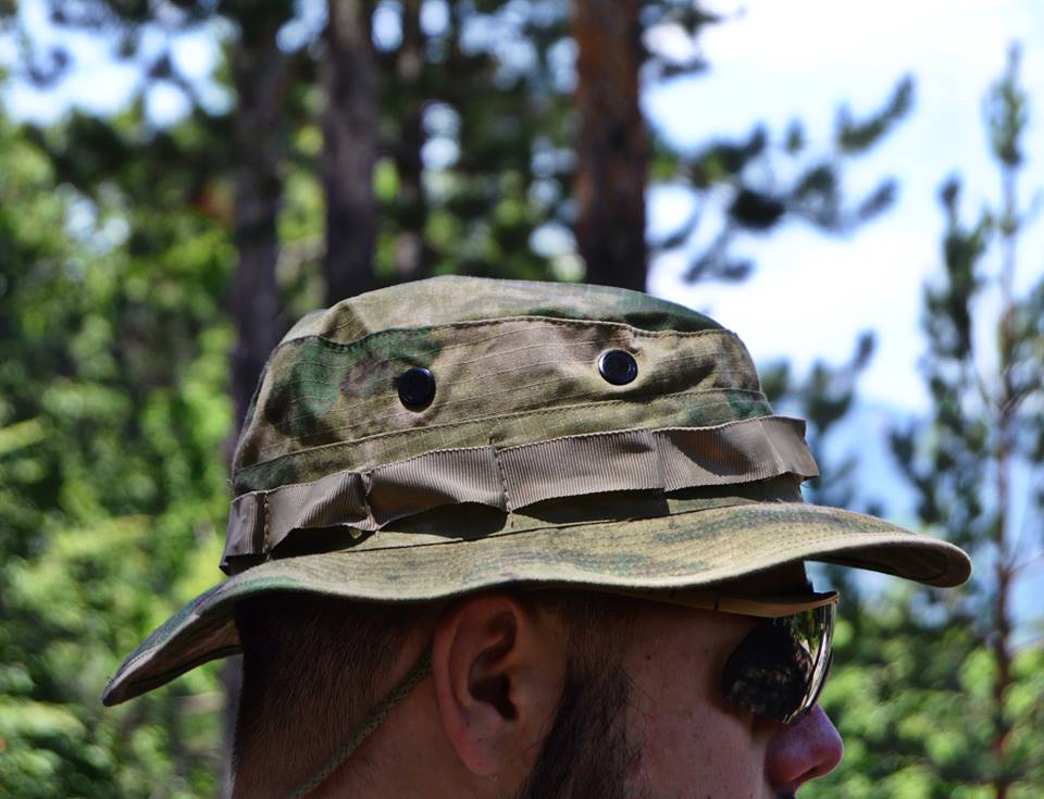 Шапка ''БУШ'' , камуфлаж '' HDT camo green  '', с мека периферия , 100% памук , рип стоп .