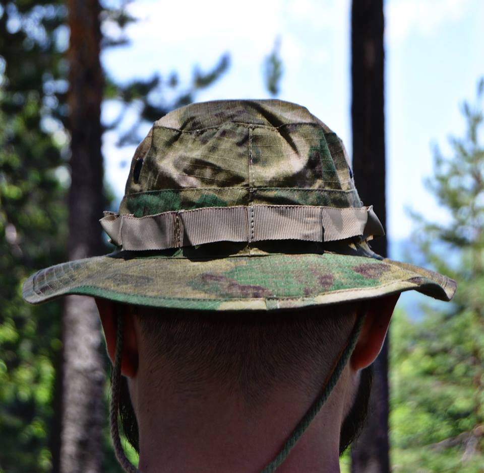 Шапка ''БУШ'' , камуфлаж '' HDT camo green  '', с мека периферия , 100% памук , рип стоп .