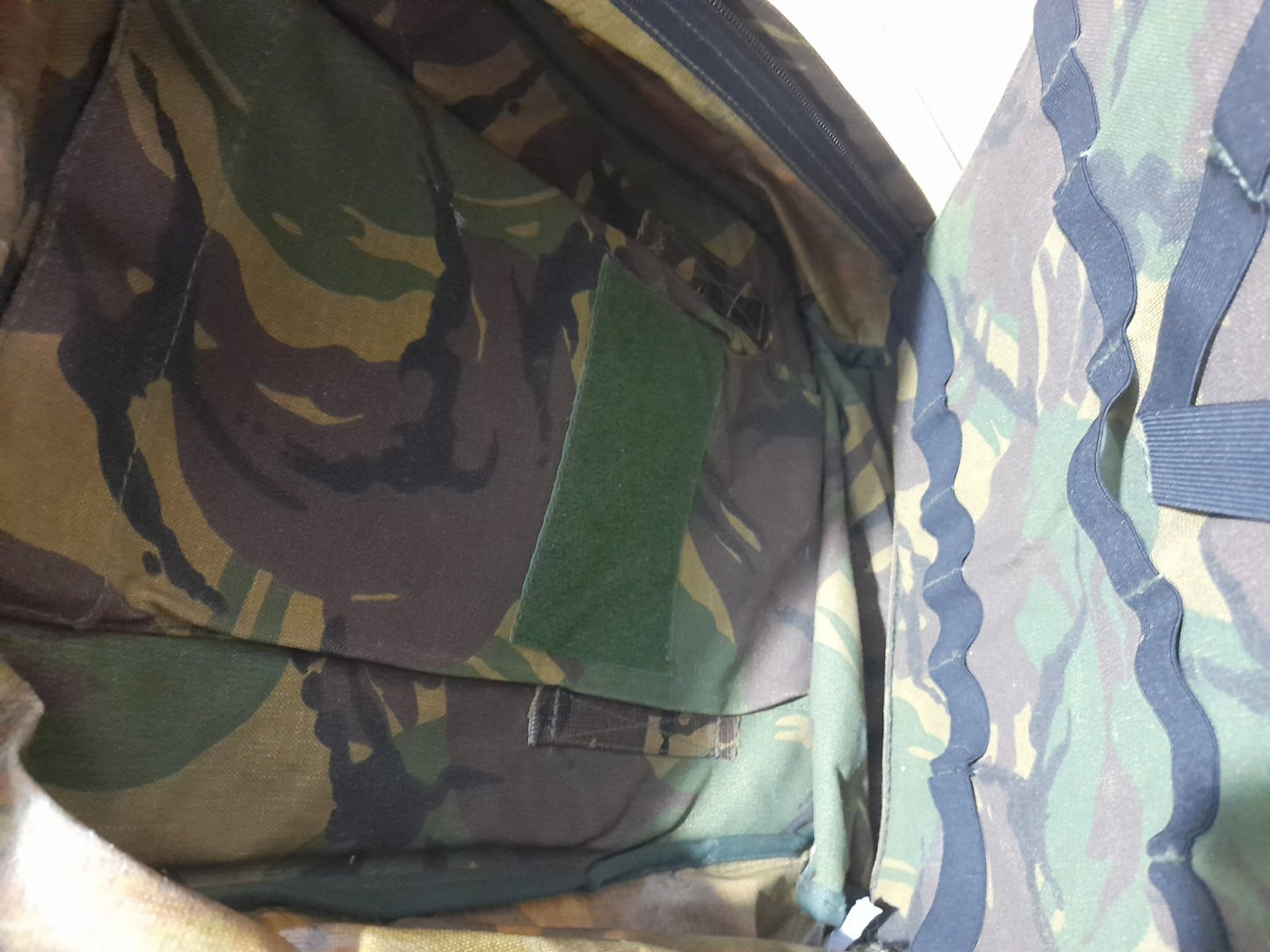 ИЗПОЛЗВАНА РАНИЦА ЗА ХОЛДАНСКА АРМИЯ ''DPM CAMO PARAMEDICS''
