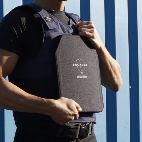 Бронеплоча'' Engarde TUFF PRO HD HARD ARMOR '' ниво IV ICW