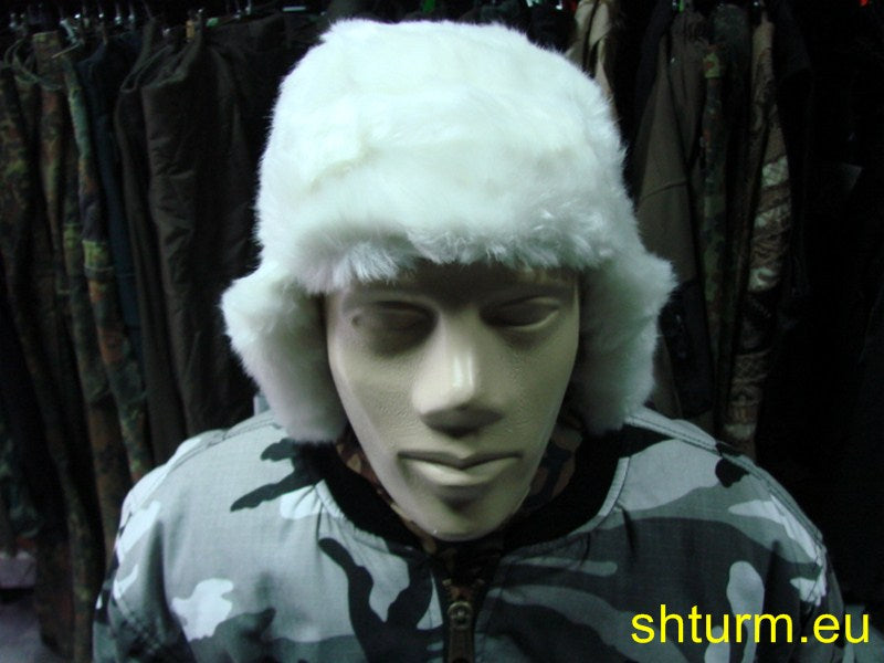 Ушанка , руски стил , бяла.