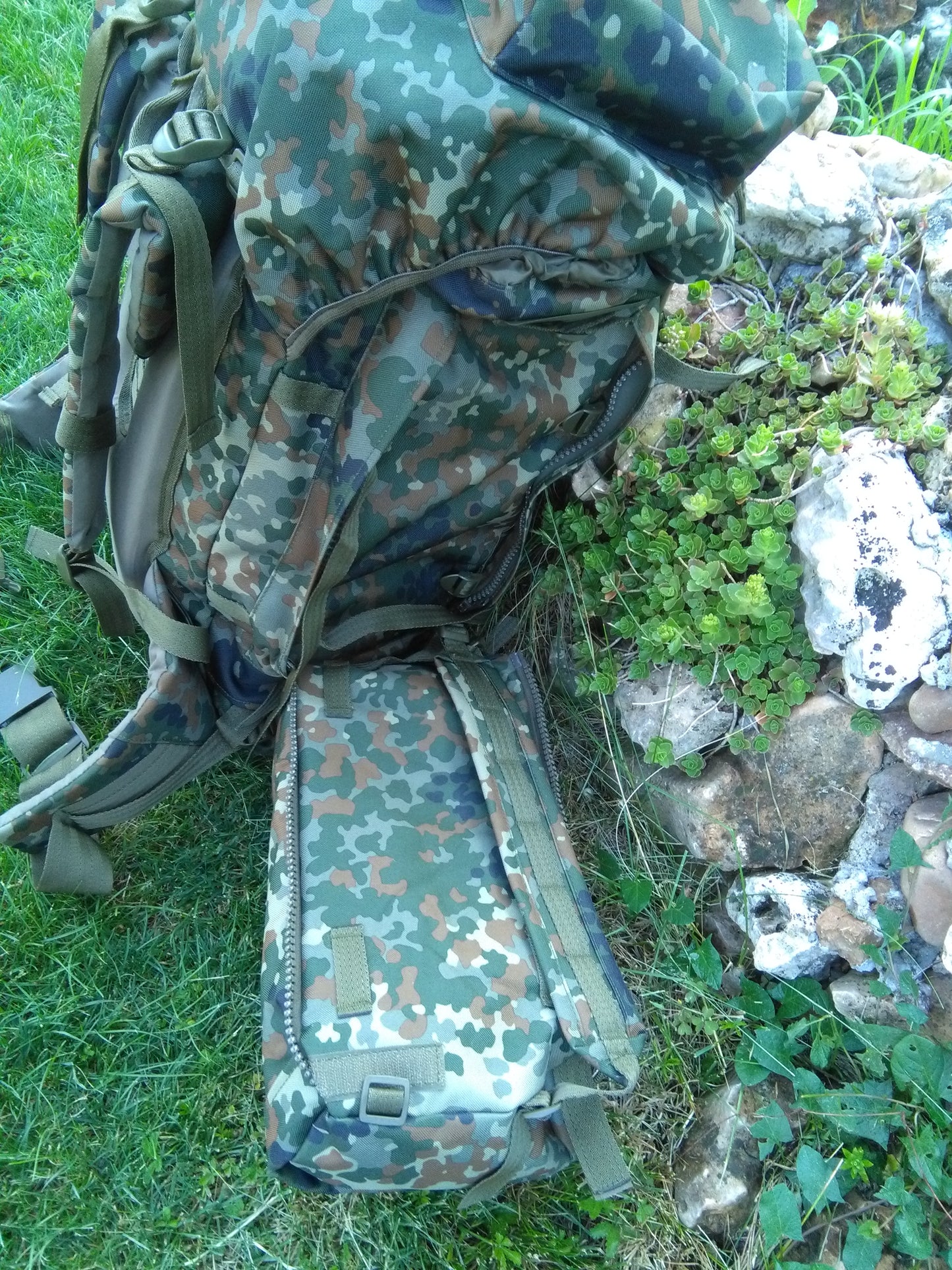 Раница , камуфлажна , туристическа , 80+20 л , "Mountain", BW camo, w/2 side bags.