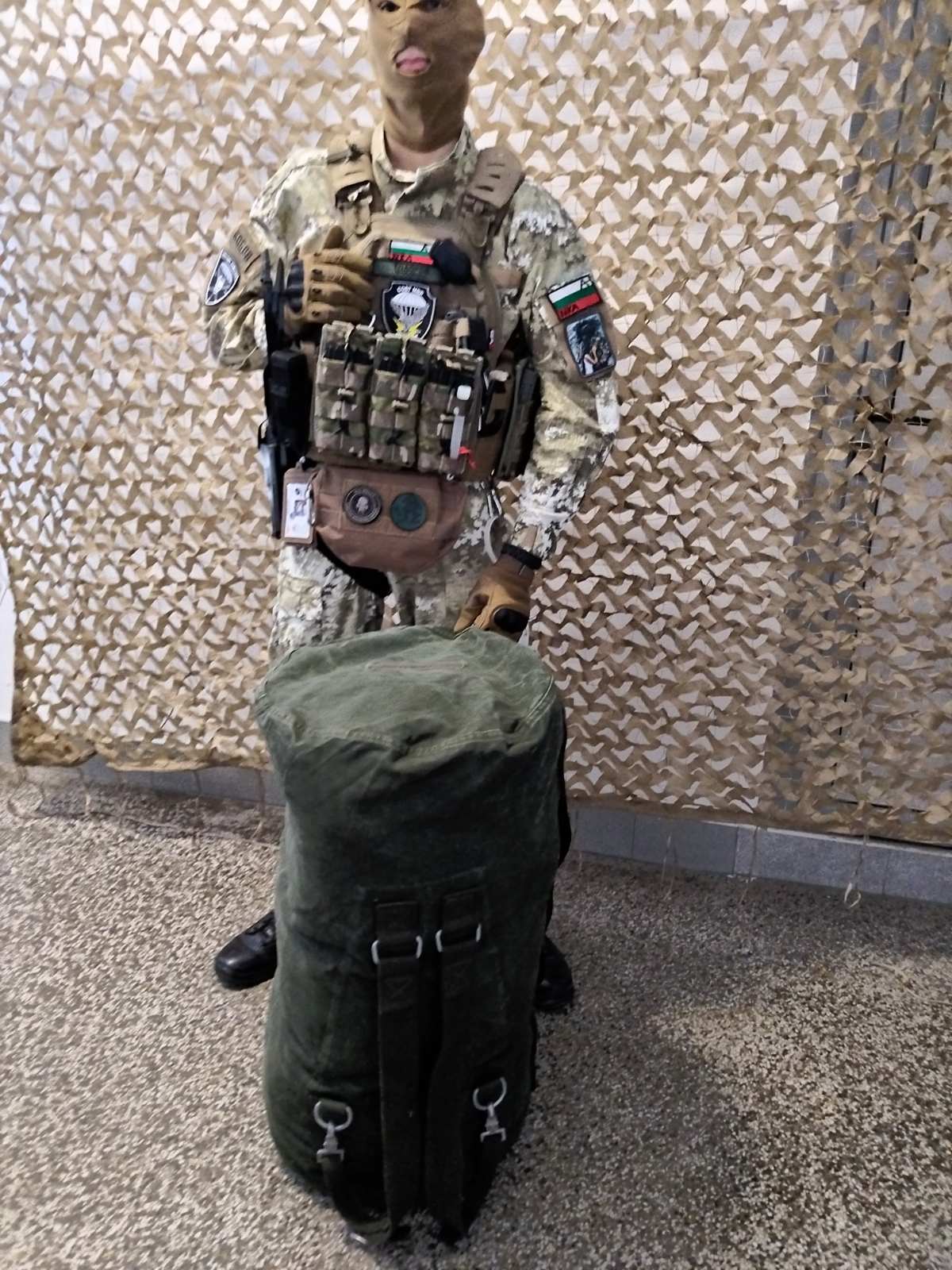 Немски военен сак с презрамки и цип