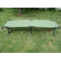 Походно легло , сглобяемо с алуминиева рамка .