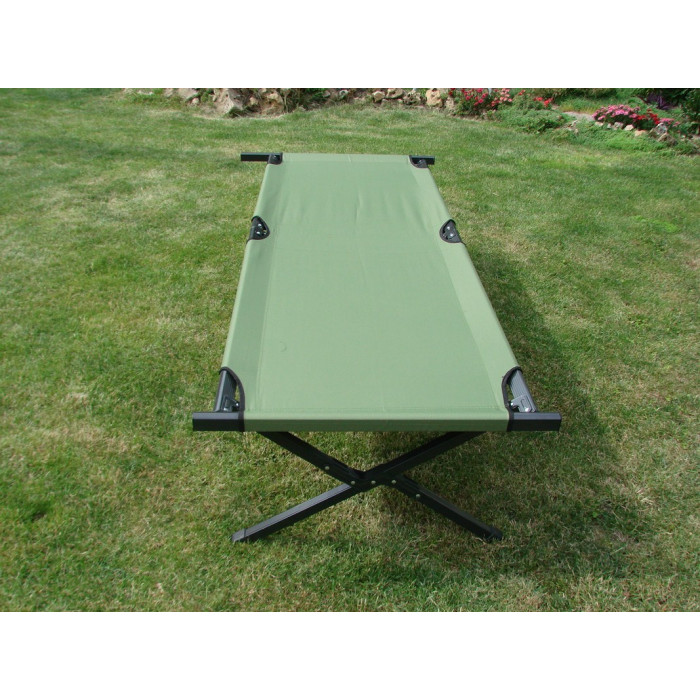 Походно легло , сглобяемо с алуминиева рамка .